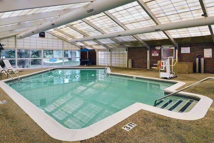 Pool 18 of 25